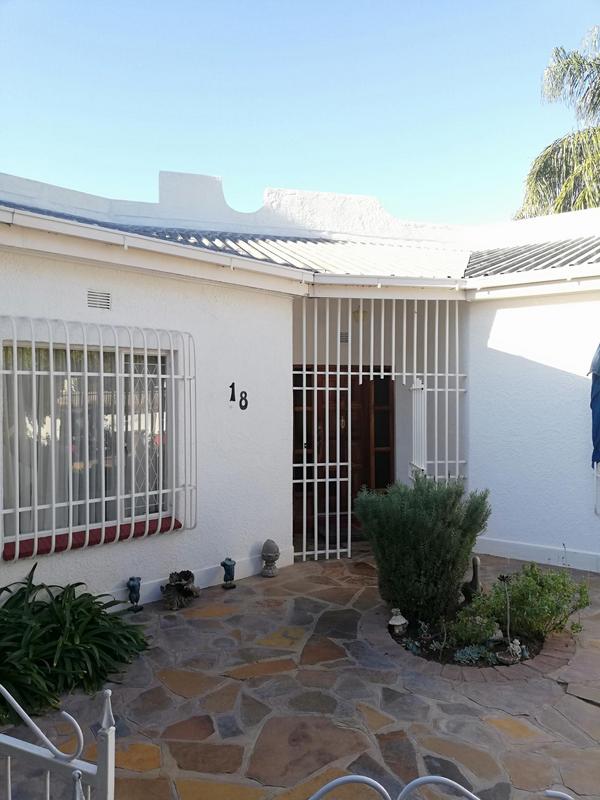 5 Bedroom Property for Sale in Kakamas Northern Cape